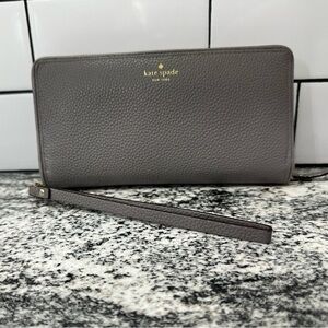 Kate Spade Charcoal Wristlet